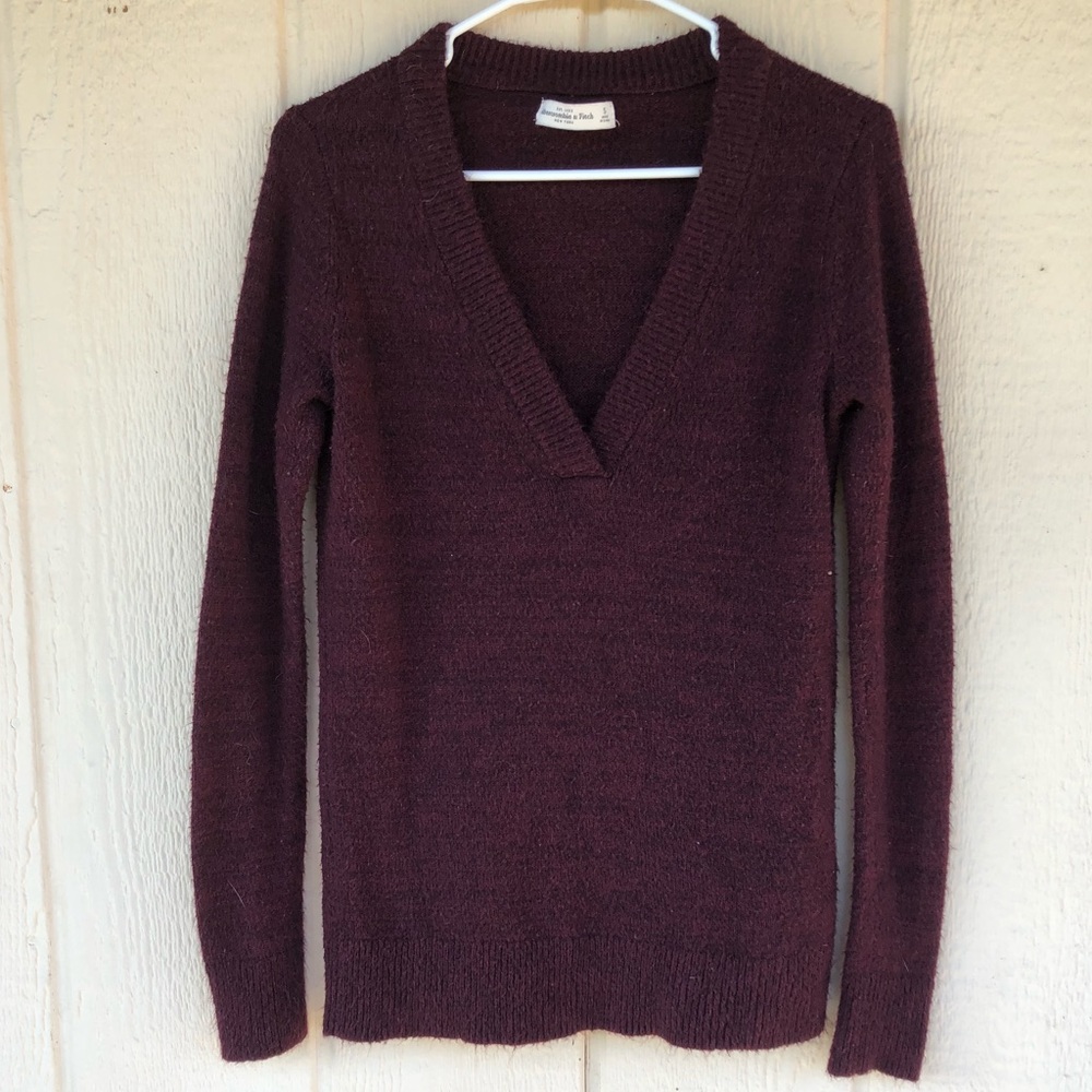Abercrombie & Fitch Sweater - Small